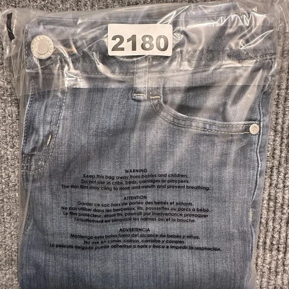 Simply Vera VeraWang Denim Womens Capri Jeans Size 6P Blue Denim Low Rise - Picture 9 of 9